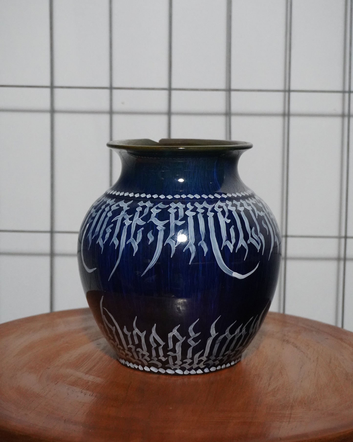 'Calligraphy on vase' - Original by Alessandro Sano Botta (2024)