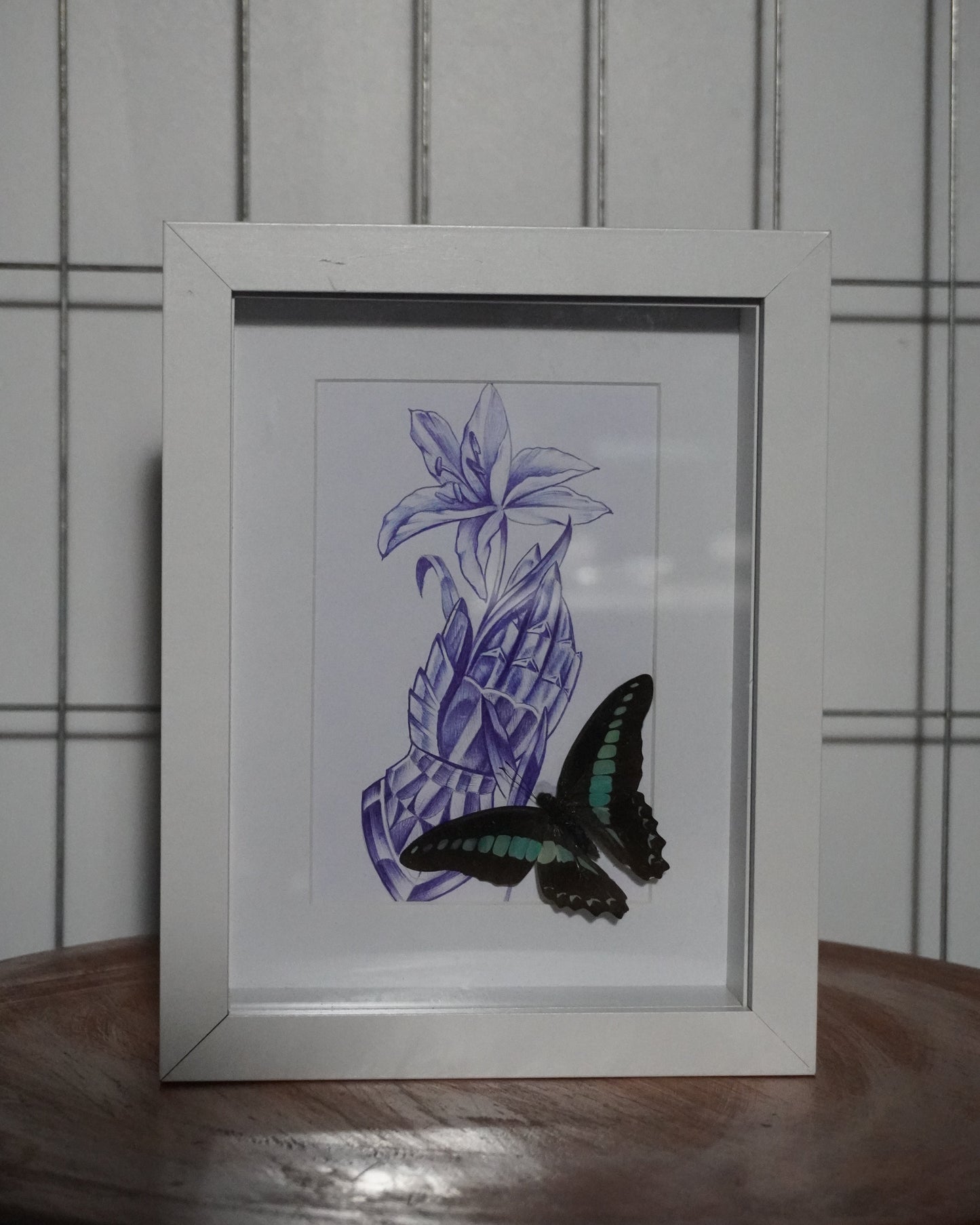 'Gauntlet of Beauty' - Original By Sian Davies (2025)