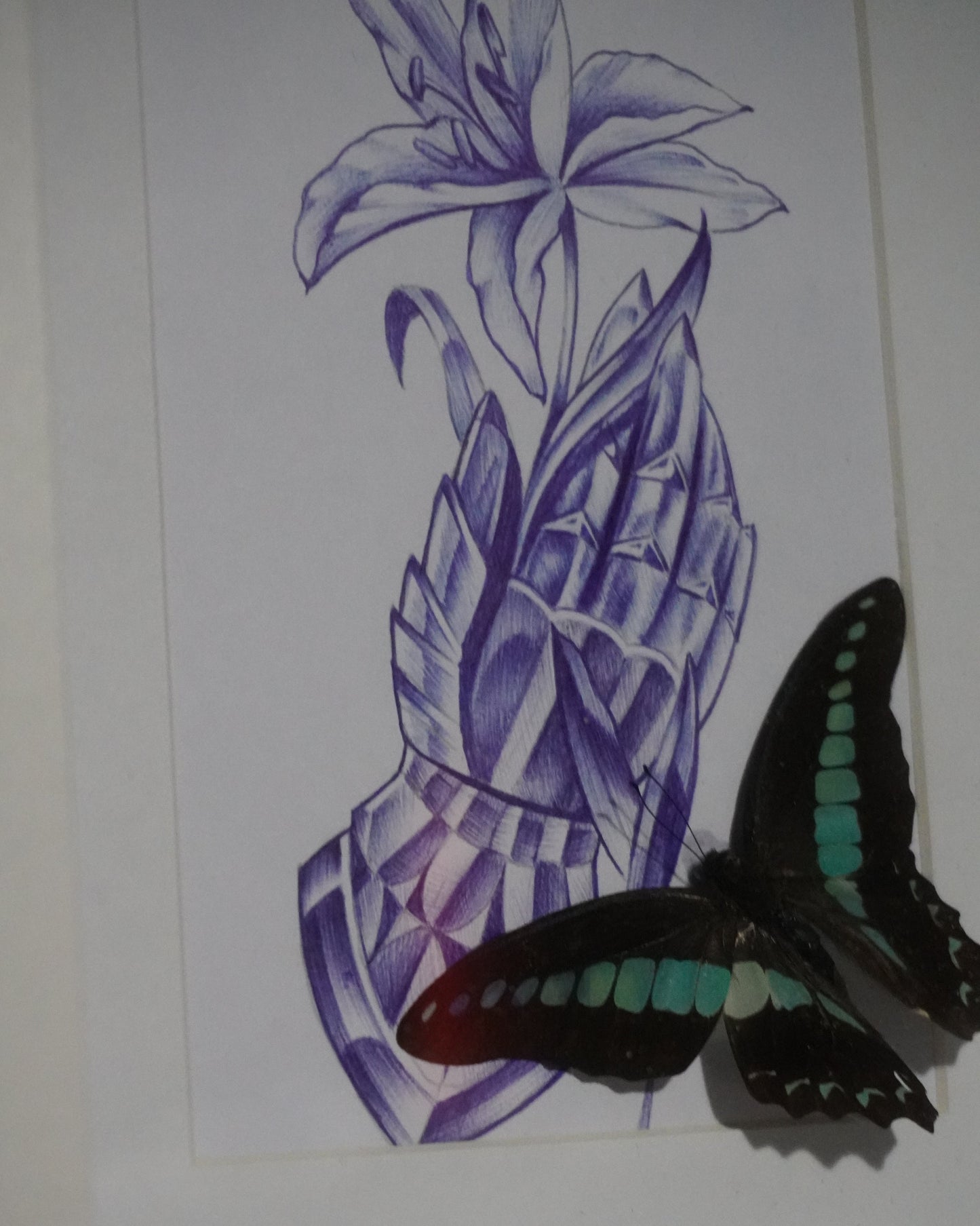 'Gauntlet of Beauty' - Original By Sian Davies (2025)