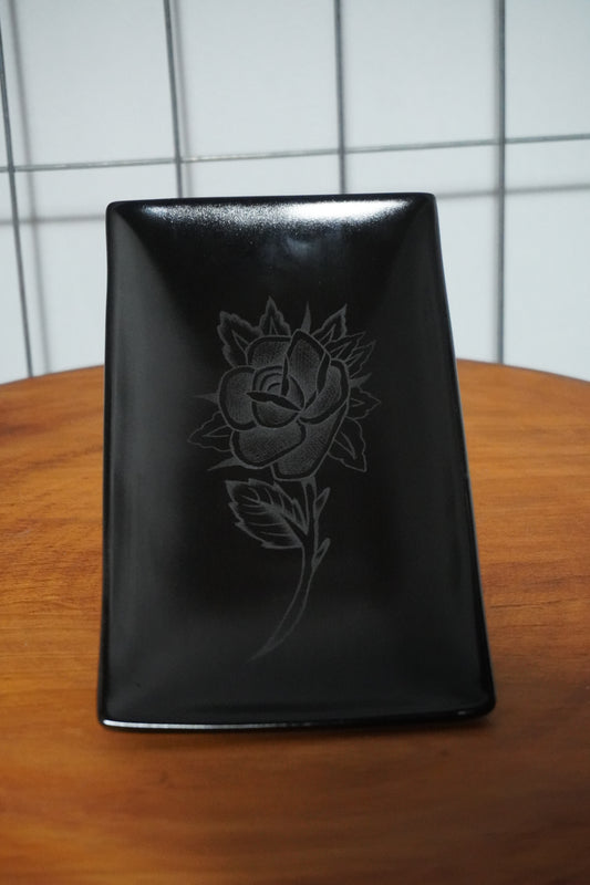 'Flash plates' - Original by India King (2025)